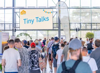 NEW-HOUSING-Podcast LIVE! Ein Dorf voller Minihäuser: So geht Tiny Resort Living